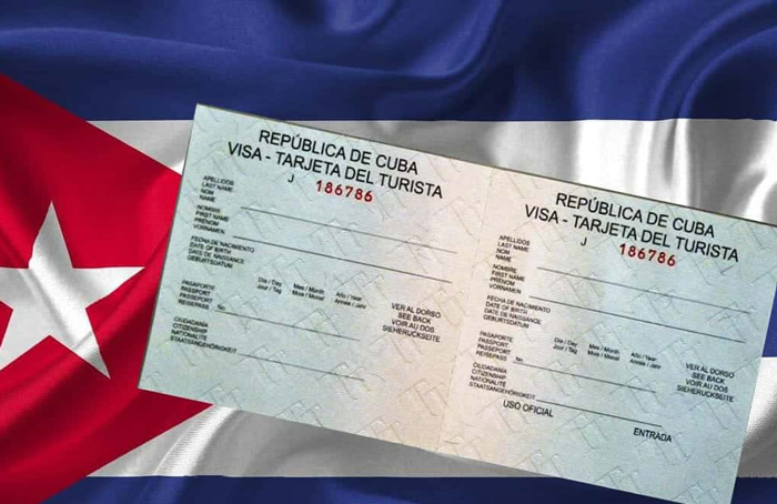 Cuba extiende hasta fin de 2025 el uso de tarjetas de turista en papel 