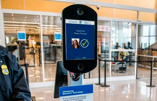 EE.UU. amplía el uso del reconocimiento facial para viajeros internacionales