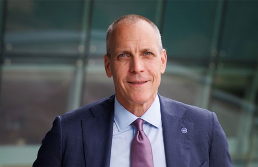 American Airlines nombra a Nat Pieper como nuevo Director Comercial