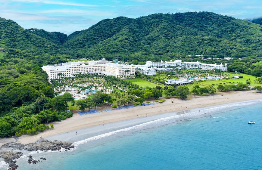 Reabre renovado el Riu Guanacaste en Costa Rica