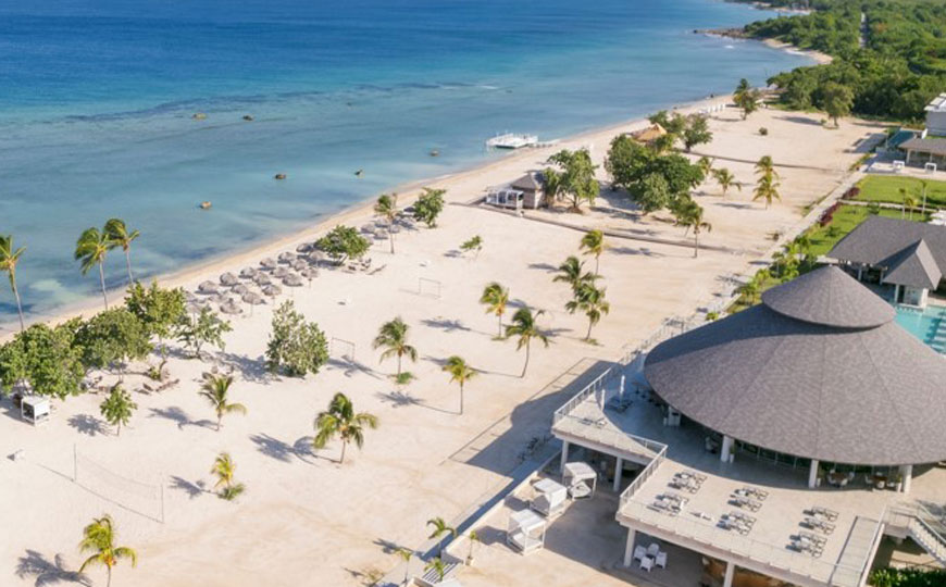 Cuatro hoteles Meliá Cuba reciben premios de HolidayCheck