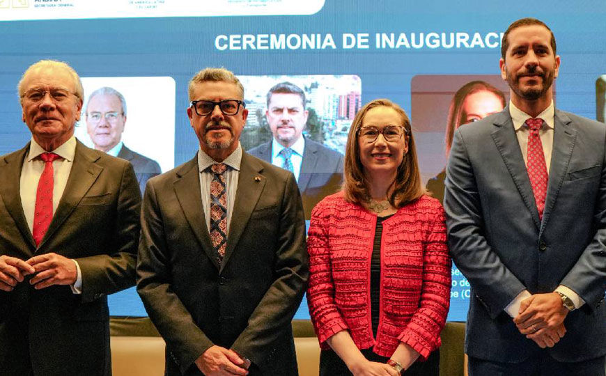 Quito cerró los foros andinos con agenda de “multidestino” y más conectividad aérea