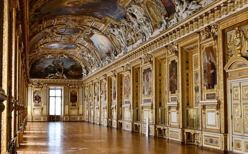 El Louvre reabre la Galería de Apolo